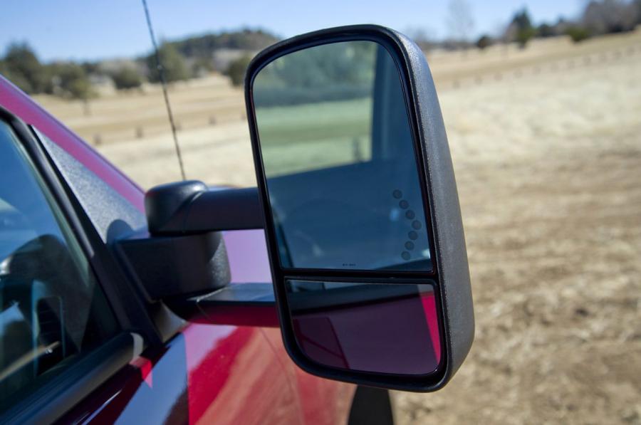  Chevrolet Silverado 2500 HD 2015 года  (фото 10 из 36)